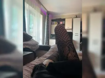 Bongacams Live Sex Cam of Cvetochek13