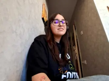 Bongacams Sex Chat of DulceNgvyen
