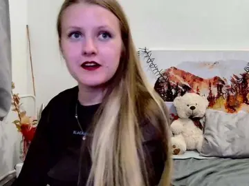 Bongacams Watch Live Sex Cams of xmileygreyx