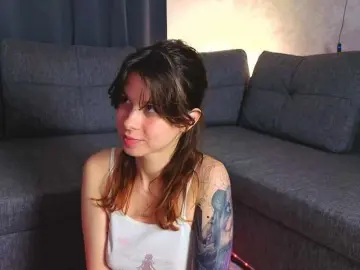 Bongacams Watch Live Sex Cams of GirlNextDoorTV