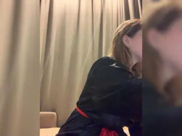 Bongacams Adult Video Chat of meowwwmeow