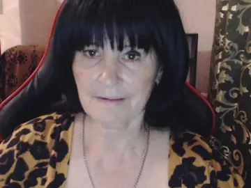 Bongacams Nude Webcam of KatarinaGloss