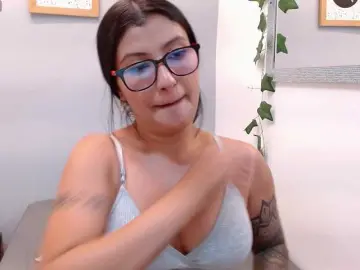 Bongacams Sex Cam of louisk2