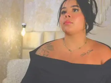 Bongacams Best live sex cam show of emilyqueen3xx