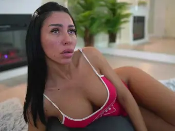 Bongacams Private Sex Chat of MyaBlack
