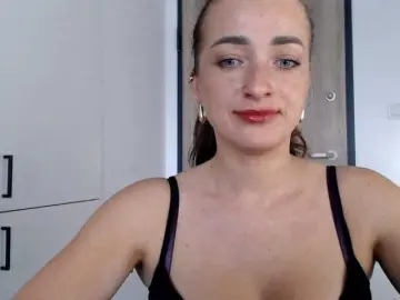 Bongacams Best Webcam of LorennePlay