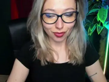 Bongacams Sex Cam of xxHeidiLove
