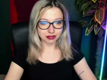 Bongacams Live Sex Cam of xxHeidiLove