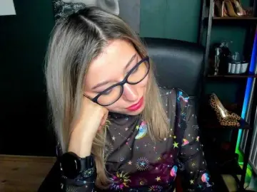 Bongacams Sex Cam of xxHeidiLove