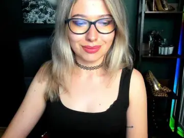 Bongacams Best live sex cam show of xxHeidiLove