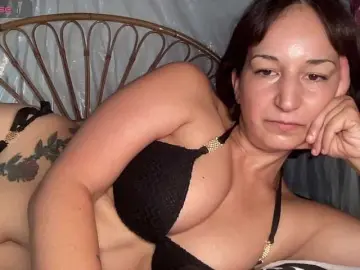 Bongacams Free Live Porn of Lucia88