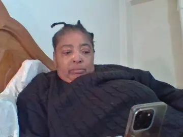 Bongacams Watch Live Sex Cams of pussylips53