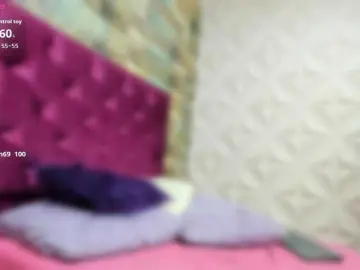 Bongacams Live Porn of LITTLE-NESSA