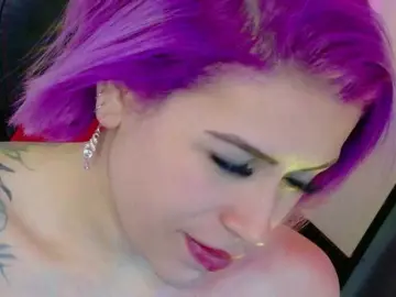 Bongacams Sex Cam of Ivypoison10