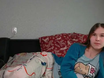Bongacams Watch Live Sex Cams of littleowlx