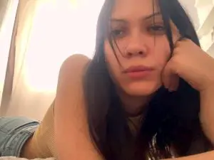 Cam4 Free Live Porn of AvrilVillane