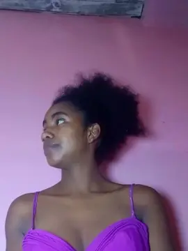 Cam4 Free Live Porn of Melanie33