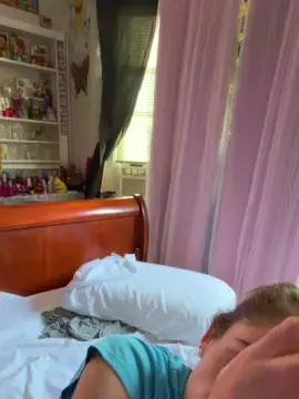 Cam4 Sex Cam of SaraLaw22