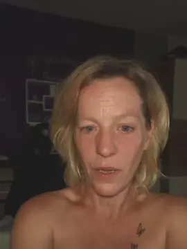 Cam4 Live Sex Cam of BlueEye_Girl