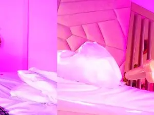 Cam4 Free Live Porn of NicoleJons_