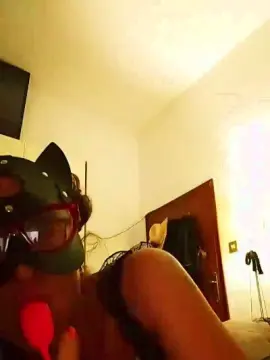 Cam4 Free Live Porn of Hotledy69