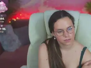 Cam4 Watch Live Sex Cams of ArinaVoice