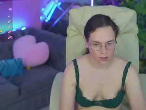 Cam4 Free Porn Cam of ArinaVoice