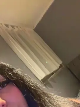 Cam4 Private Sex Chat of eymi4