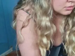 Cam4 Live Sex of Ally_baby