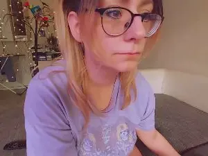 Cam4 Live Sex Cam of mindfvkc