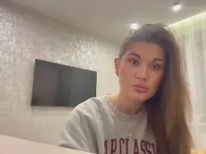 Cam4 Live Sex of NatalyaTignor