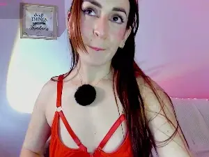 Cam4 Sex Chat of ButtyyCherry