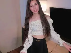 Cam4 Sex Chat of ChayaVillaneuva