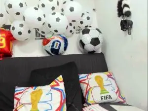 Cam4 Live Sex of Kylie_Jen