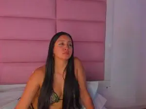 Cam4 Free Porn Cam of AmaranttayLunay
