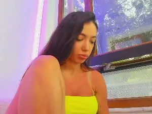 Cam4 Sex Cam of LaylaNoor_