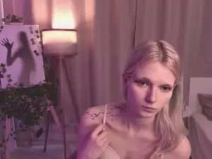 Cam4 Live Porn of BeverleyLambey