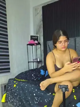 Cam4 Live Porn of Maddyh