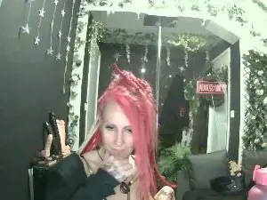 Cam4 Free Porn Cam of SkySparks