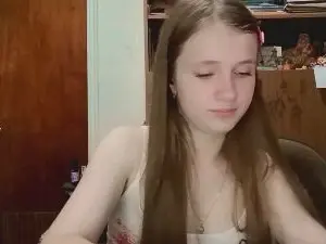 Cam4 Free Live Porn of MiaMarlowe