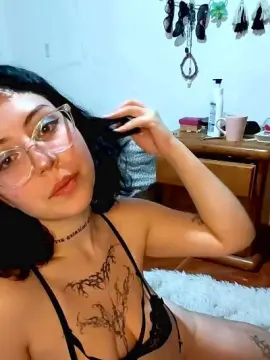 Cam4 Free Porn Cam of lovelydoll89303