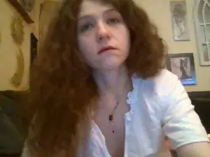 Cam4 Free Live Porn of QueenCrimson