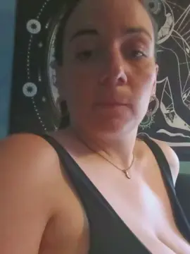 Cam4 Nude Webcam of Nikki_N_daBONE