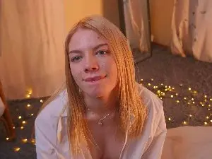 Cam4 Free Live Porn of DebMerone
