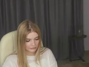 Cam4 Sex Cam of JohanaJenious