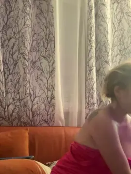 Cam4 Live Sex of LetsshowitALL