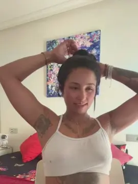 Cam4 Nude Webcam of AfroditaTattoo