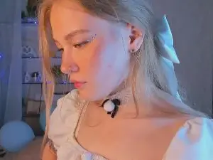 Cam4 Nude Webcam of LinhMadeiros