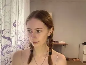 Cam4 Free Live Porn of InesForehand