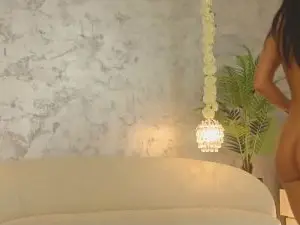 Cam4 Live Porn of SilviaVanda